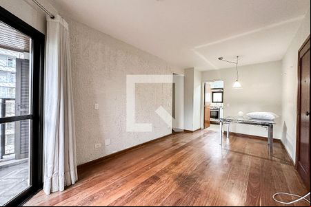 Sala de apartamento para alugar com 3 quartos, 90m² em Perdizes, São Paulo