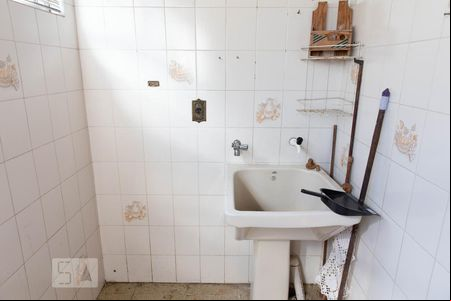 Área de Serviço de apartamento para alugar com 2 quartos, 70m² em Rubem Berta, Porto Alegre