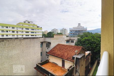 Vista Varanda Sala de apartamento para alugar com 2 quartos, 45m² em Freguesia (jacarepaguá), Rio de Janeiro