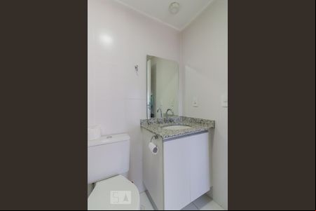 Banheiro de kitnet/studio à venda com 1 quarto, 48m² em Jardim Flor da Montanha, Guarulhos