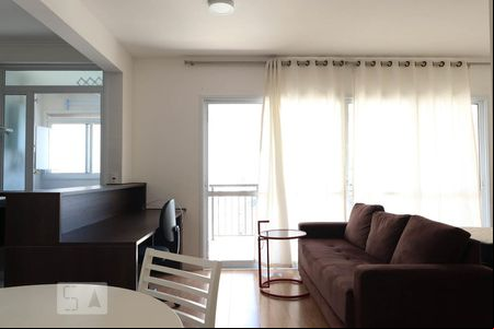 Sala/Quarto de kitnet/studio para alugar com 1 quarto, 48m² em Centro, Jundiaí