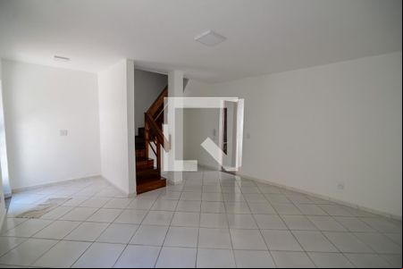 Sala de casa à venda com 2 quartos, 120m² em Tijuca, Rio de Janeiro
