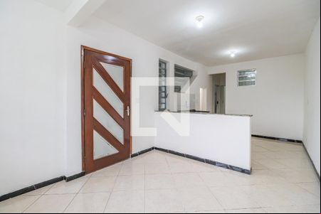 Sala de casa para alugar com 1 quarto, 40m² em Jardim Tupanci, Barueri
