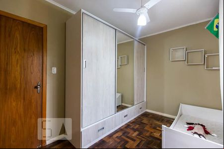 Quarto 1 de apartamento à venda com 3 quartos, 74m² em Teresópolis, Porto Alegre