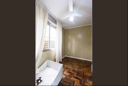 Quarto 1 de apartamento à venda com 3 quartos, 74m² em Teresópolis, Porto Alegre