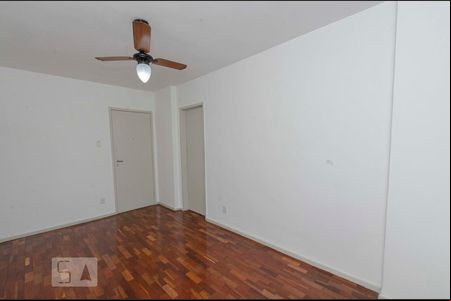 Sala de apartamento à venda com 2 quartos, 70m² em Cidade Nova, Rio de Janeiro