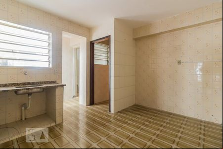 Cozinha de casa à venda com 2 quartos, 100m² em Jardim Vila Galvão, Guarulhos
