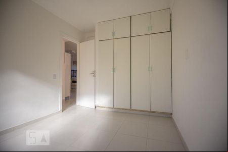 Quarto  de apartamento para alugar com 2 quartos, 55m² em Lagoa da Conceição, Florianópolis