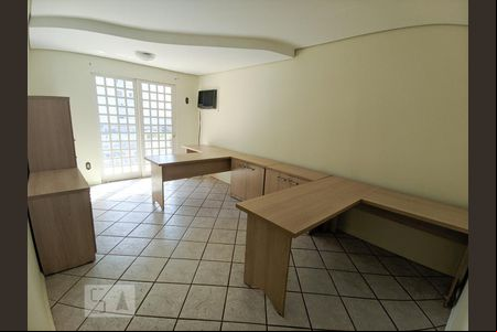 Sala de casa à venda com 3 quartos, 180m² em Santo Andre, São Leopoldo