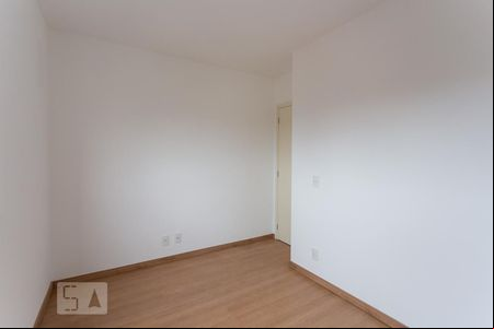 Quarto 2 de apartamento para alugar com 3 quartos, 72m² em Teresópolis, Porto Alegre
