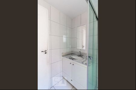 Banheiro Social de apartamento para alugar com 3 quartos, 70m² em Candelária, Belo Horizonte