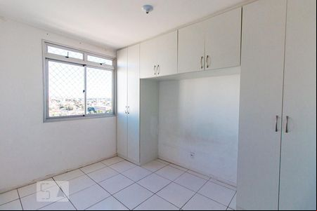 Suíte de apartamento para alugar com 3 quartos, 70m² em Candelária, Belo Horizonte
