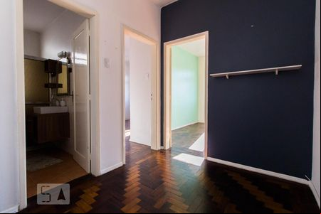 Corredor de apartamento à venda com 2 quartos, 100m² em Praia de Belas, Porto Alegre