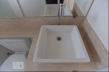Banheiro de apartamento para alugar com 3 quartos, 55m² em Vila Marieta, Campinas