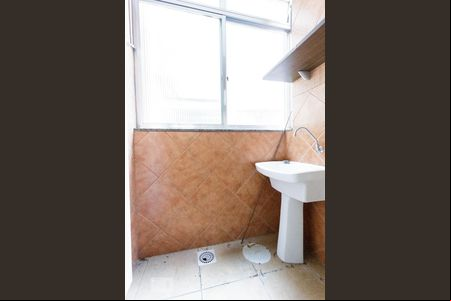 Área de Serviço de apartamento para alugar com 2 quartos, 65m² em Bela Vista, Porto Alegre
