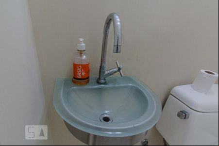 Lavabo de casa de condomínio à venda com 4 quartos, 250m² em Vila Valparaíso, Santo André