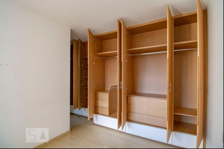 Suíte de apartamento para alugar com 2 quartos, 82m² em Lourdes, Belo Horizonte