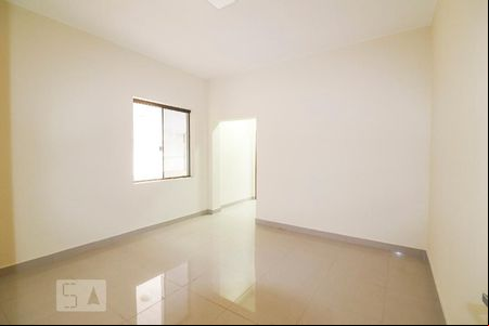 Suite 1 de casa para alugar com 5 quartos, 270m² em Setor Coimbra, Goiânia