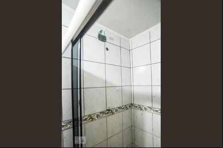 Banheiro de apartamento à venda com 2 quartos, 70m² em São Sebastião, Porto Alegre