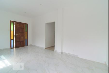 Sala de apartamento para alugar com 3 quartos, 150m² em Santa Tereza, Belo Horizonte