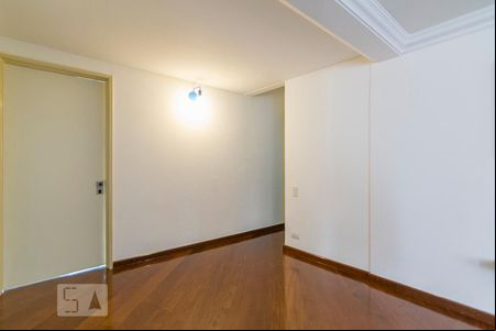 Sala de apartamento para alugar com 3 quartos, 125m² em Jardim, Santo André