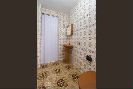 Banheiro de apartamento à venda com 2 quartos, 50m² em Olaria, Rio de Janeiro
