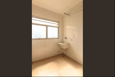 Área de Serviço de apartamento para alugar com 3 quartos, 180m² em Jardim Flamboyant, Campinas