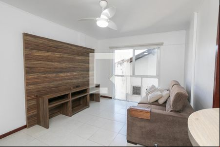Sala de apartamento para alugar com 1 quarto, 48m² em Vila Ipiranga, Porto Alegre