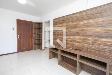 Sala de apartamento para alugar com 1 quarto, 48m² em Vila Ipiranga, Porto Alegre