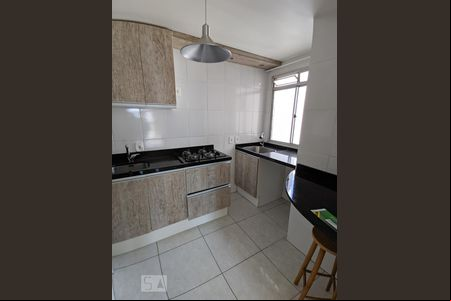 Cozinha de apartamento à venda com 3 quartos, 54m² em Santos Dumont, São Leopoldo