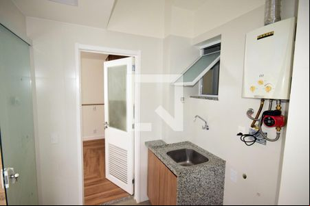 Área de Serviço de apartamento para alugar com 3 quartos, 182m² em Barra da Tijuca, Rio de Janeiro