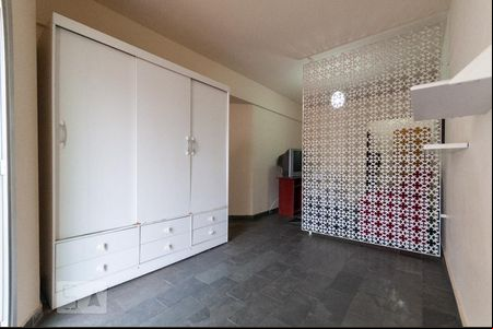 Quarto de kitnet/studio para alugar com 1 quarto, 47m² em Centro, Campinas