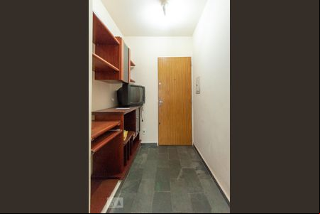 Porta de Entrada de kitnet/studio para alugar com 1 quarto, 47m² em Centro, Campinas