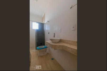 Banheiro de casa para alugar com 2 quartos, 90m² em Parque Imperador, Campinas