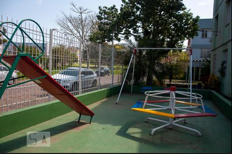 Área Comum - Playground de apartamento para alugar com 1 quarto, 39m² em Cristal, Porto Alegre