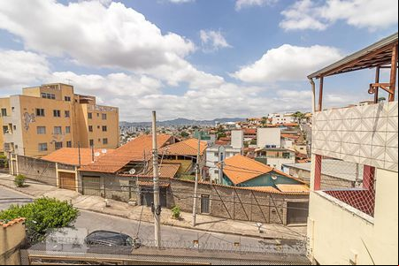 Vista da Sala de casa para alugar com 5 quartos, 450m² em Santa Cruz, Belo Horizonte
