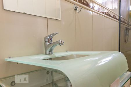 Banheiro 1 de casa para alugar com 5 quartos, 450m² em Santa Cruz, Belo Horizonte