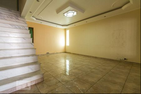 Sala  de casa para alugar com 3 quartos, 330m² em Vila Carrão, São Paulo