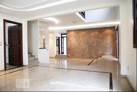 Sala de casa para alugar com 4 quartos, 399m² em Vila Osvaldo Rosa, Goiânia