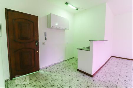 Cozinha de apartamento para alugar com 1 quarto, 60m² em Tanque, Rio de Janeiro