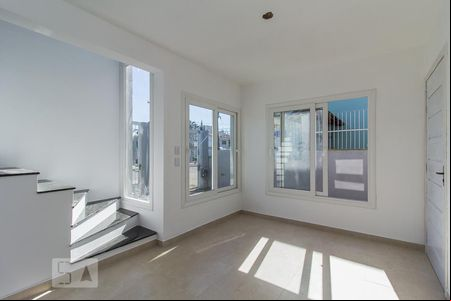 Sala de casa de condomínio para alugar com 2 quartos, 89m² em Centro, Canoas