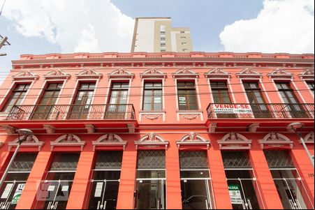 Fachada de kitnet/studio para alugar com 1 quarto, 23m² em Centro, Curitiba