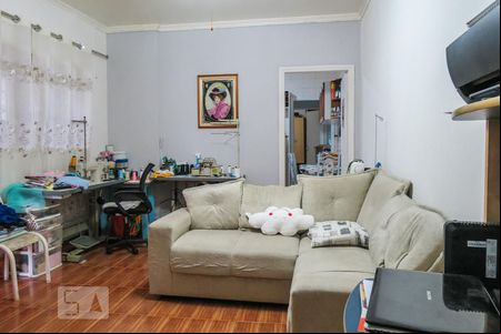 Sala de casa para alugar com 2 quartos, 64m² em Vila Yolanda, Osasco