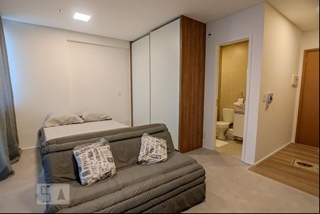 Sala/Quarto de kitnet/studio à venda com 1 quarto, 31m² em Centro, Osasco