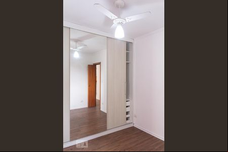 Quarto 1 de apartamento para alugar com 2 quartos, 56m² em Rudge Ramos, São Bernardo do Campo