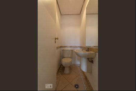 Lavabo de apartamento para alugar com 3 quartos, 95m² em Vila Sônia, São Paulo