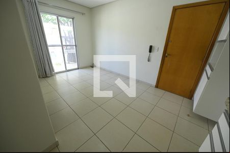 Sala de kitnet/studio para alugar com 1 quarto, 35m² em Setor Leste Universitário, Goiânia