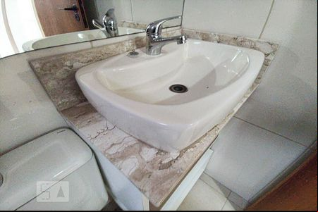 Banheiro 1 de apartamento à venda com 2 quartos, 85m² em Pátria Nova, Novo Hamburgo