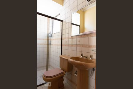 Banheiro de casa de condomínio à venda com 3 quartos, 145m² em Jardim Itu Sabará, Porto Alegre