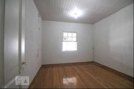 quarto 2 de casa para alugar com 2 quartos, 120m² em Vila Guilherme, São Paulo
